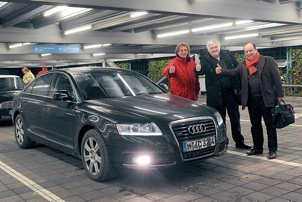 Die Audi-Crew landete sicher nach dem Start in München am Flughafen Köln/Bonn. Foto: unitedpictures/auto-reporter.net 